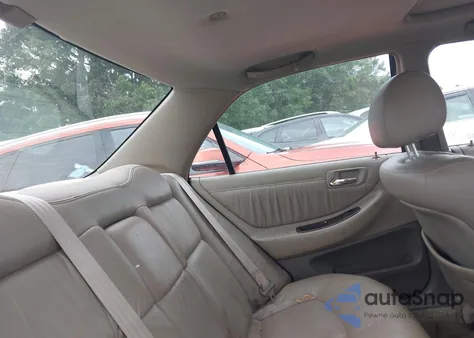 1999 Honda Accord Ex V6 z USA, uszkodzony, nr VIN 1HGCG165XXA022773